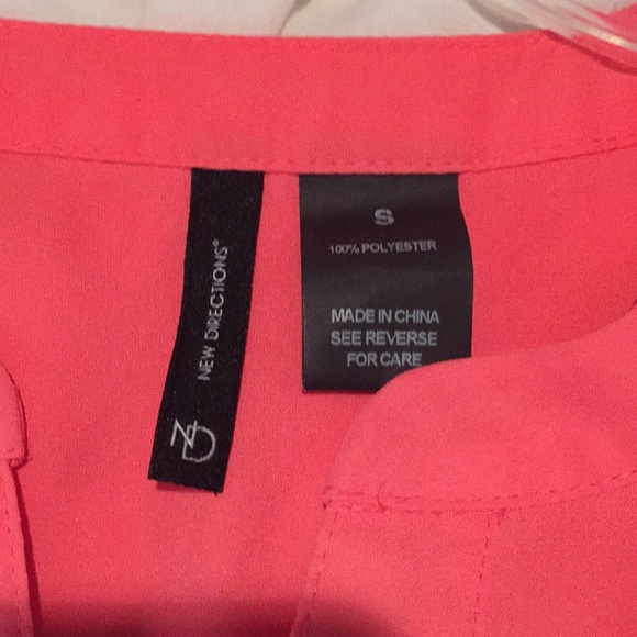 New directions coral top - Picture 3 of 4